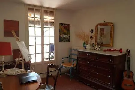 Quarto em Acomodações Particulares Lesterrasses De La Vialle Octon